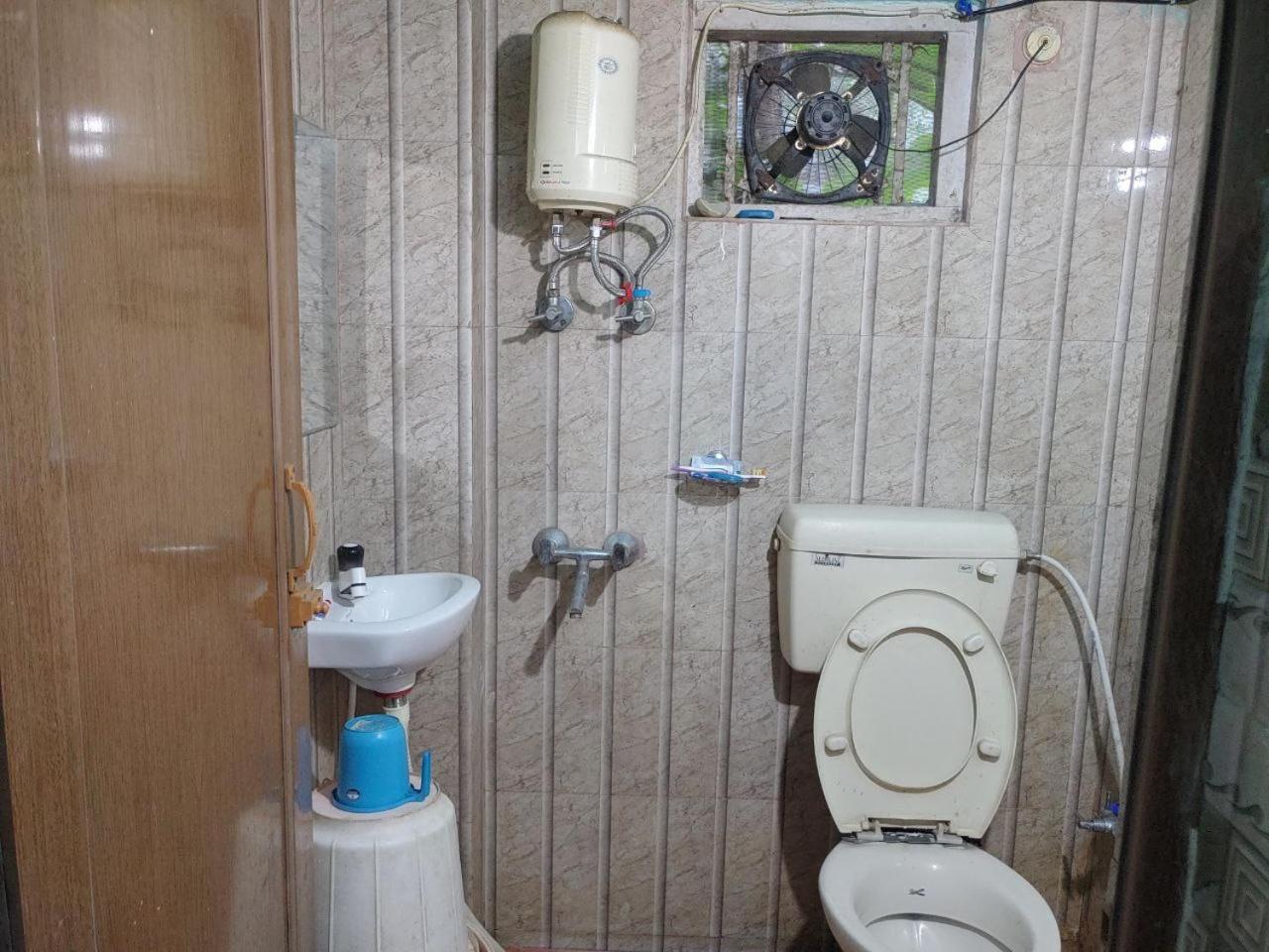 Comfort Inn Kamakhya Jn Guwahati Exteriör bild